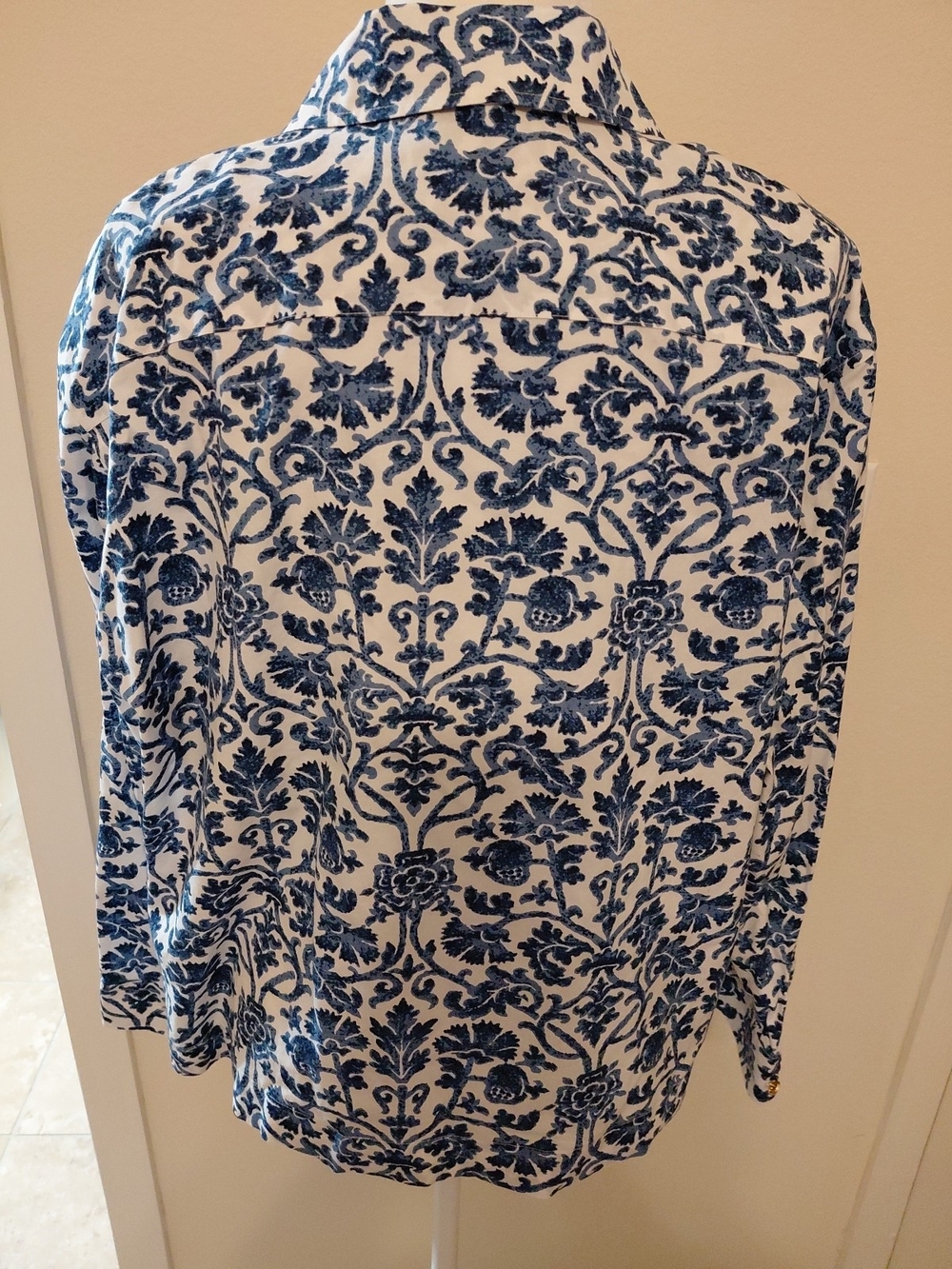 Talbots Top Petite XL Blue White EUC - Picture 5 of 7